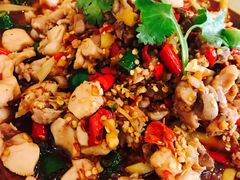 -兔行天下-鸿鹤鲜锅兔(中海国际店)