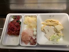 -成都你六姐·牛肉冒菜(城市集市合生汇店)