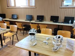 -漕河泾街道图书馆(漕河泾社区文化活动中心店)