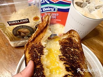 小时候在美国长大的回忆，有很多是在下了课后回家吃的点