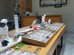 -无界眼镜MaxLess(滨江星光大道店)