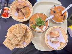 -方中山胡辣汤(成都首店)
