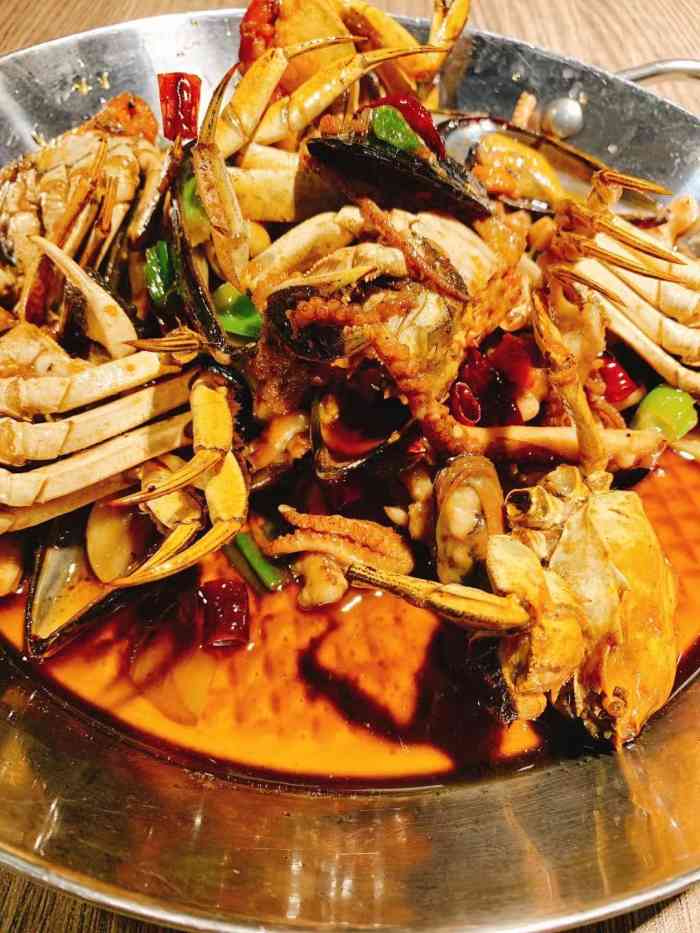 赤甲皇龙虾海鲜(长兴岛店)-"很干净简洁的店面,朋友推荐来的,去的时候