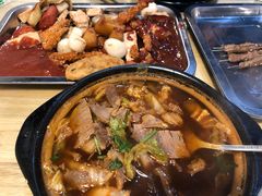 -大佬李砂锅(钱江财富广场店)