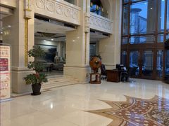 -碧中海汤泉汗蒸酒店