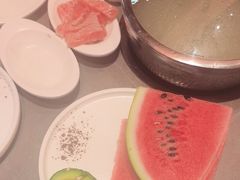 -黑金·寻焰自助百汇·烤肉·火锅(中街店)