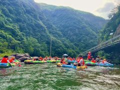 -安吉龙王山峡谷漂流