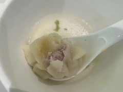 鸡汁小馄饨-光明邨大酒家(淮海路店)