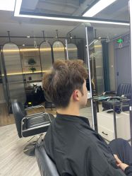 -奈川烫染Salon