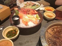 -牛YO寿喜烧·铁板烧和牛火锅自助(市府恒隆店)