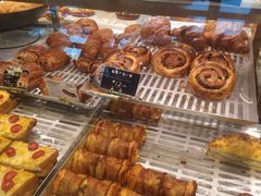 -巴黎贝甜(常德路店)