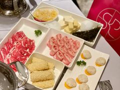 香香小肋卷（沙滩羊）-鼎鼎香·港式火锅(北京SKP店)