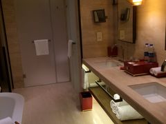 -上海衡山路十二号华邑酒店