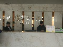 -盛世豪情量贩式KTV(九洲创意园店)