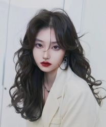 -吉艺心专业美发造型