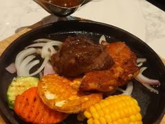 铁板黑椒牛排拼鸡排-卡朋西餐(较场西路店)