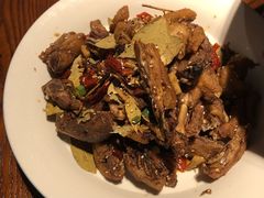 -唐师傅湘西名菜馆(武陵路店)
