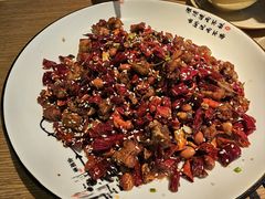 -肖四女乐山跷脚牛肉(万象汇店)