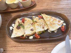 墨西哥式彩椒玉米飞饼-漾花汐·西餐·下午茶(苏州湾歌林公园店)