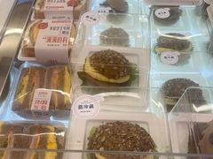 -红星前进面包牛奶公司(君太店)