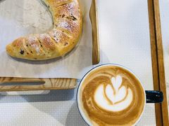 -Dough&Joe团憩(瑞虹天地月亮湾店)