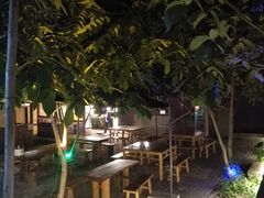 -百里峡七彩艺术小镇