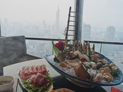 -金陵饭店 56F 家·海鲜火锅餐厅