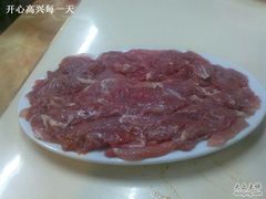 鲜羊肉&nbsp;肉肉很厚-蜀留香火锅(白堤路店)