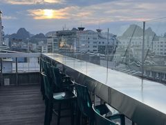 -四月吧餐厅(正阳步行街店)