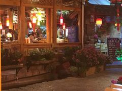 -民食香·腊排骨野生菌美食(木府店)