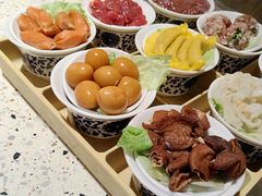 -红九格老火锅(三峡广场店)