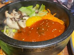 -青瓦炭韩潮烤肉(花园道店)