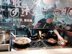 -挂旗柴锅鸡(蚌山区嘉年华店)