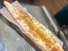 土耳其牛肉奶酪披萨-Mevlana梅夫娜土耳其餐厅·清真