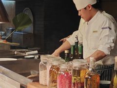 -松山湖凯悦酒店·Café自助餐厅·周末火舞秀表演