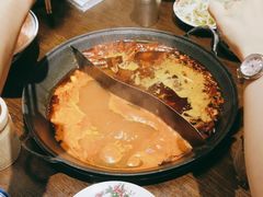 -萍姐火锅·公路夜市(武汉首店)