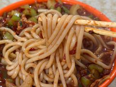 -玲玲米粉·新疆现炒米粉(大十字总店)