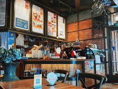 -玛格萝妮(汇智国际商业中心店)