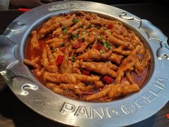 鸡爪煲-胖哥俩肉蟹煲(悦荟广场店)