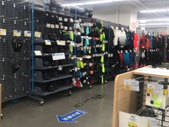 -迪卡侬(西三旗店)