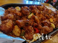 -老东镇啤酒屋海鲜加工·蒸汽海鲜·海鲜烧烤(台东店)