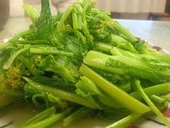 -天天向上素食餐厅(五台山店)