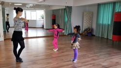 少儿拉丁-文E范儿ZUMBA尊巴舞蹈