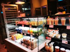 零售区-巴黎贝甜(大宁国际商业广场店)