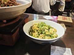 -富正毅三下锅·湘西韵味(天门山索道店)