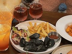 -mordew加州日记西餐&小酒馆(新天地店)