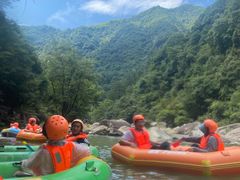 -雅鲁激流探险漂流