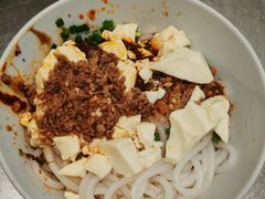 -辣辣小吃豆花米线(大观篆新农贸市场店)