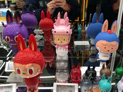 -泡泡玛特POPMART(侨福芳草地店)