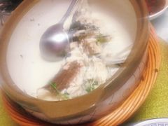 -天乐农家鱼头王(天目湖店)